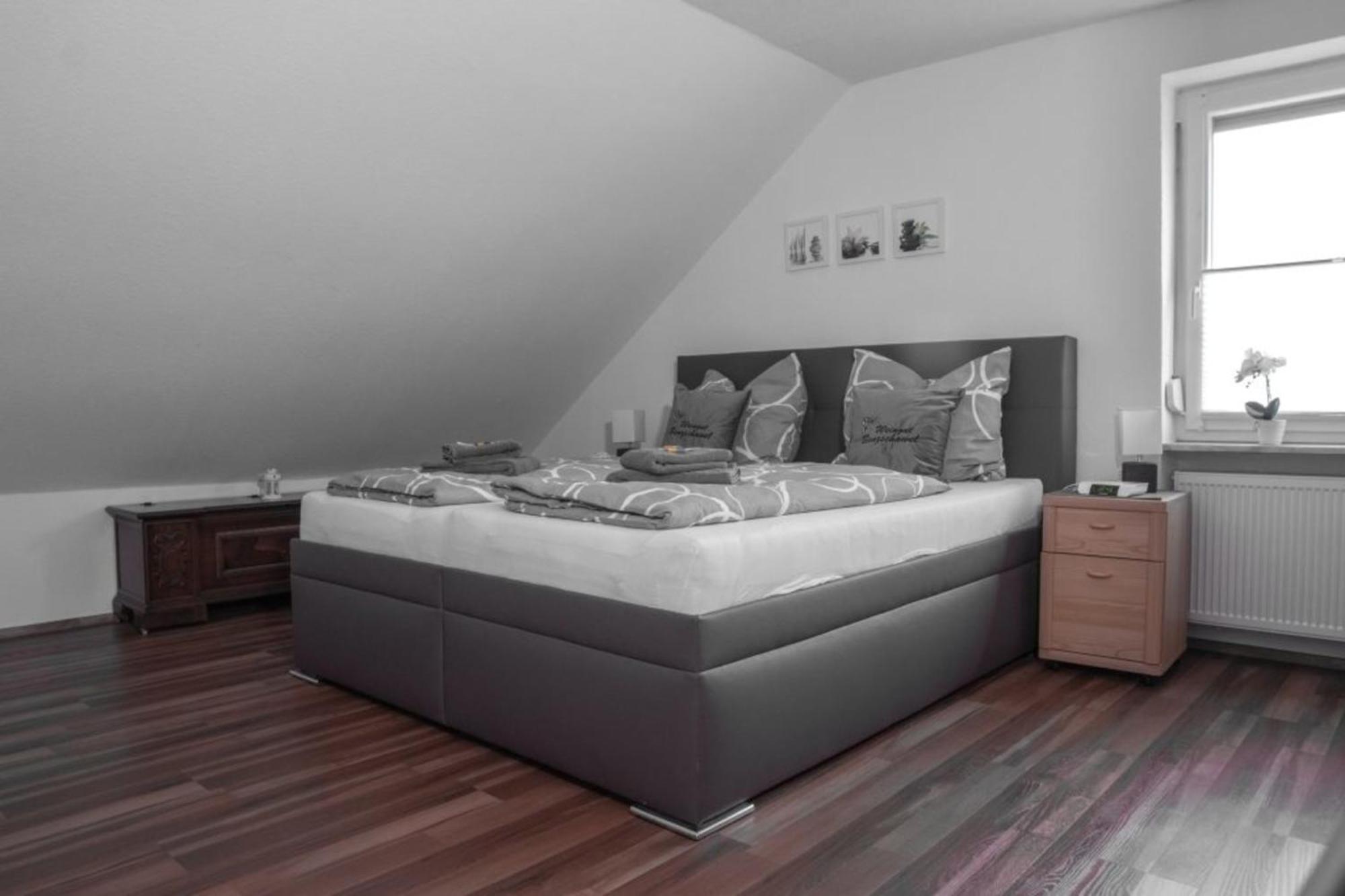 Ferienwohnung Grauschiefer Irsch Εξωτερικό φωτογραφία
